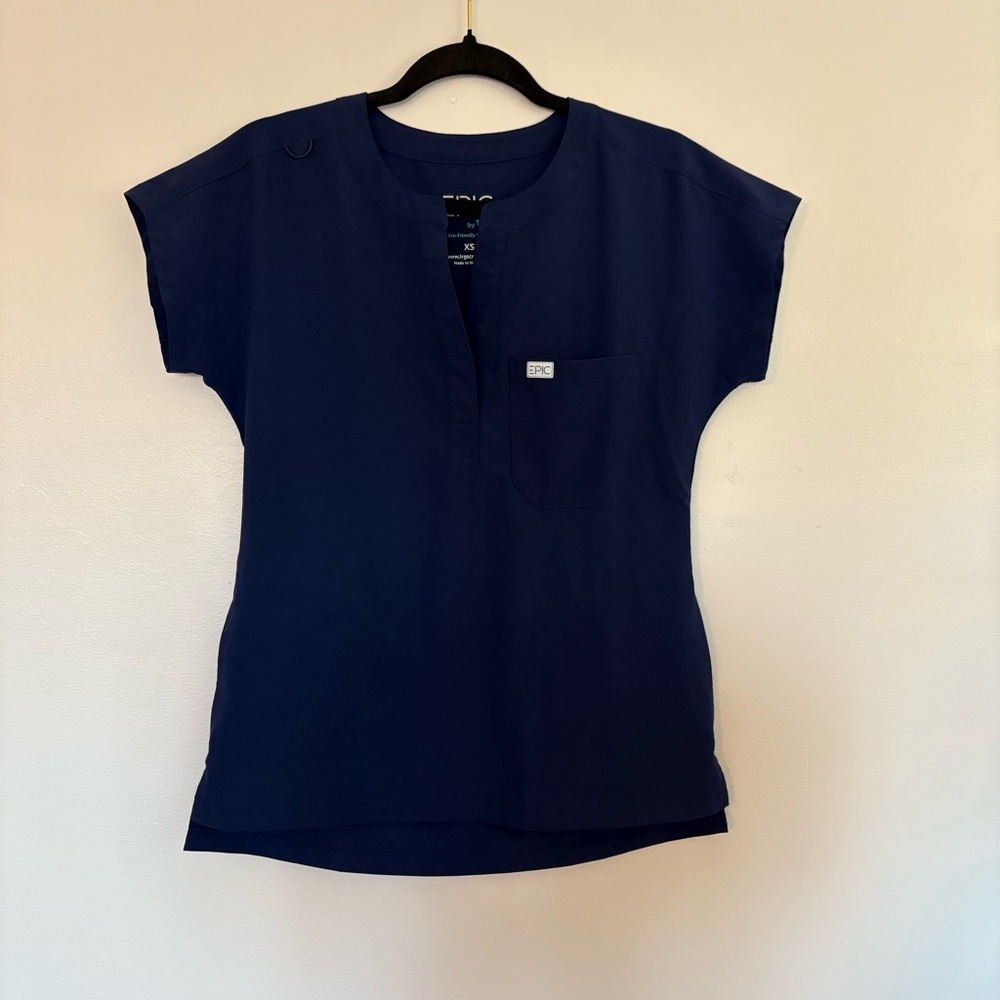 Women's Navy Blue Scrub Top